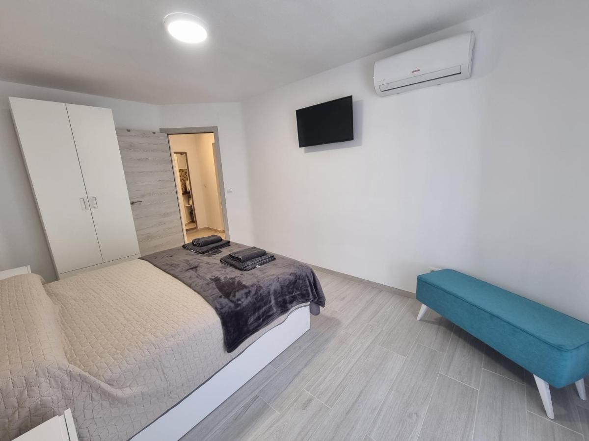 Apartamentos En Denia Frente Al Puerto! Екстериор снимка