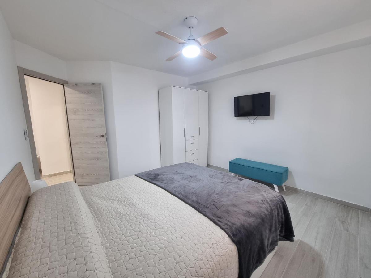 Apartamentos En Denia Frente Al Puerto! Екстериор снимка