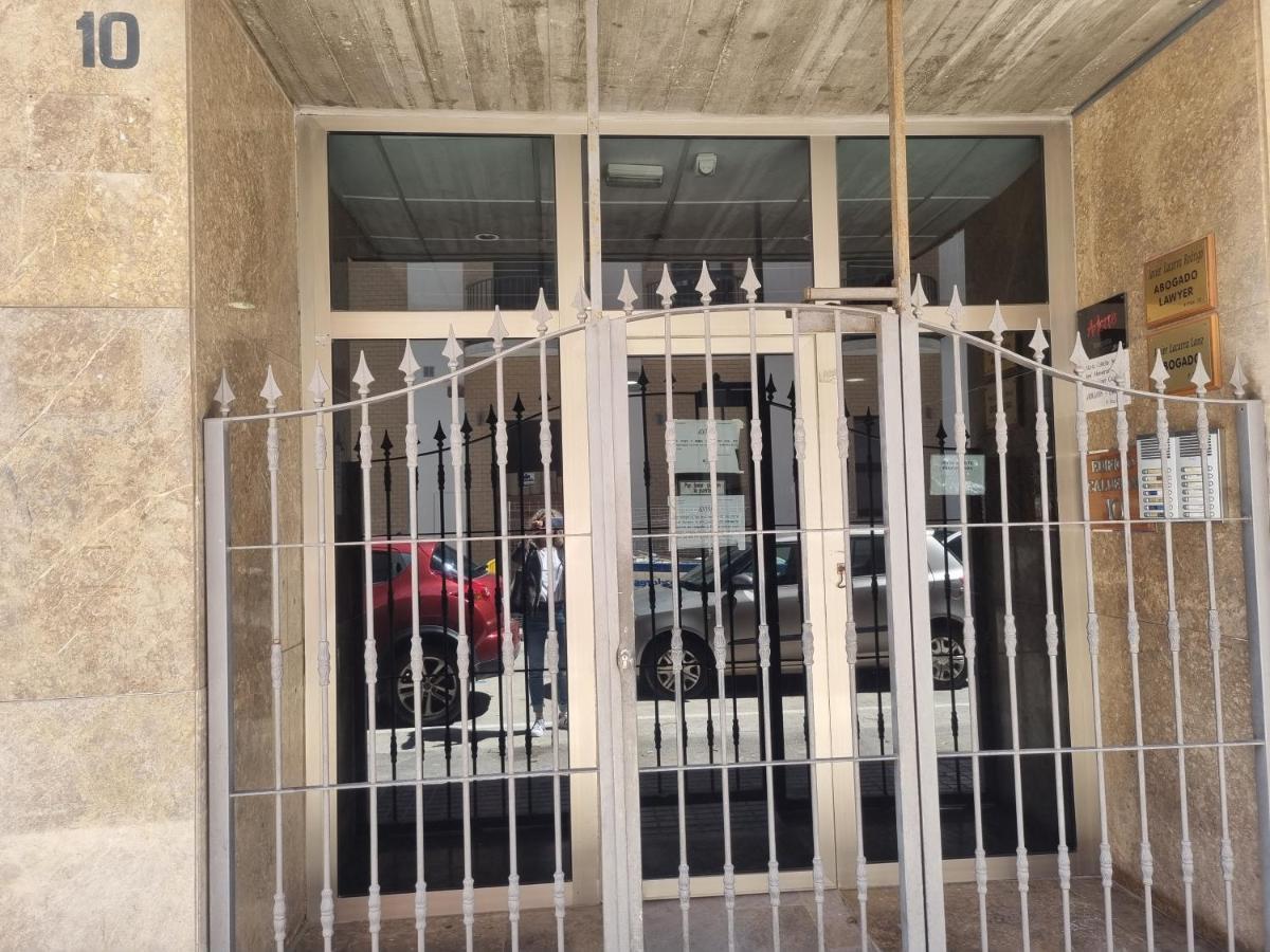 Apartamentos En Denia Frente Al Puerto! Екстериор снимка